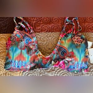 TILLY’S swim top